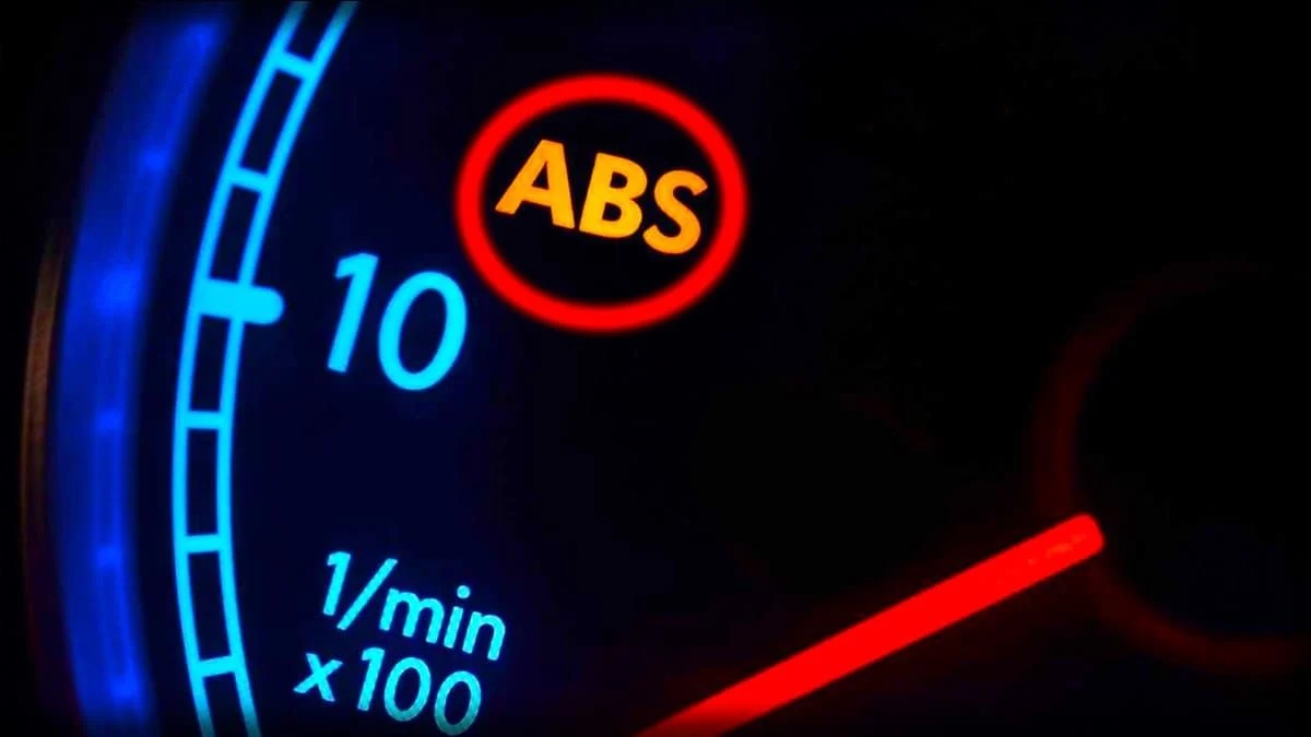 ABS (Anti-lock Fren Sistemi): Kapsamlı Bir İnceleme